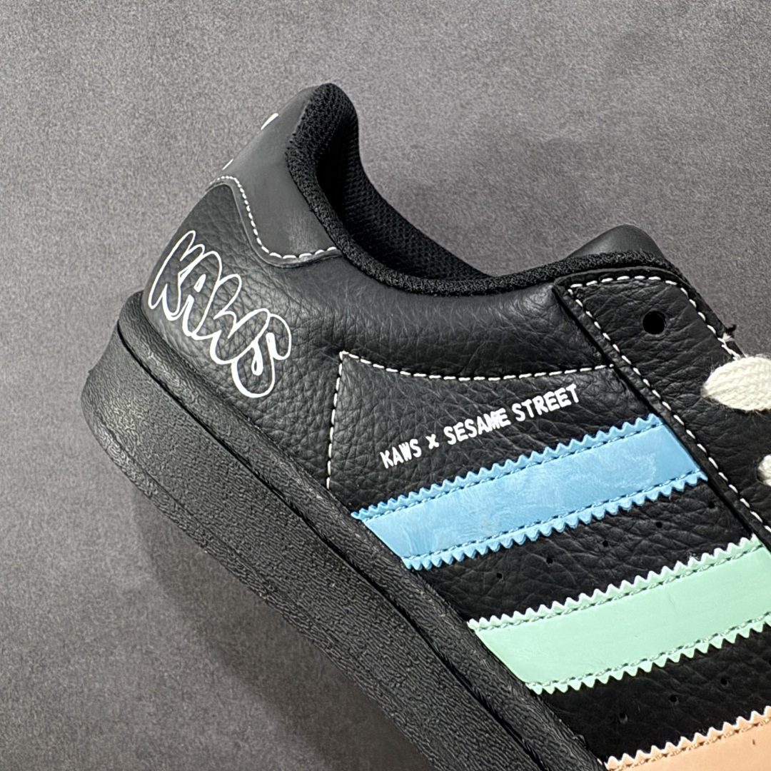 图片[6]-【定制版】AD Originals Superstar x KAWS 黑蓝绿 采用全新头层拼接皮革材质 后跟采用特色3D立体印字 渠道正品订单 诠释市场最高工艺水平 全鞋进口头层皮料打造 区别市面普通真标版本，进出专柜无压力 货号：BZ2533 尺码：36-45-选品中心