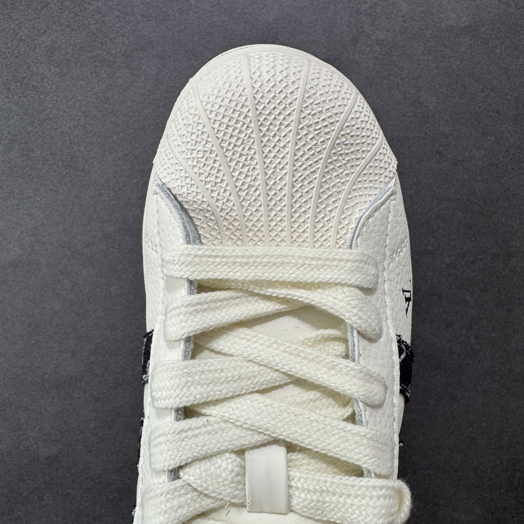 图片[8]-【定制版】AD Originals Superstar x Louis Vuitton 白黑 采用全新头层拼接皮革材质 后跟采用特色3D立体印字 渠道正品订单 诠释市场最高工艺水平 全鞋进口头层皮料打造 区别市面普通真标版本，进出专柜无压力 货号：SD6820 尺码：36-45-选品中心