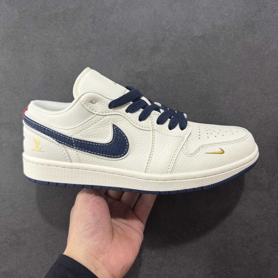 【定制版】Air Jordan 1 Low AJ1 乔1 LV联名 蓝鳞勾 高端定制 低帮复古篮球鞋 XX3168-171  #定制鞋盒 大厂纯原品质出货 超高清洁度 皮料切割干净无任何毛边 细节完美  尺码:36 36.5 37.5 38 38.5 39 40 40.5 41 42 42.5 43 44 44.5 45-选品中心