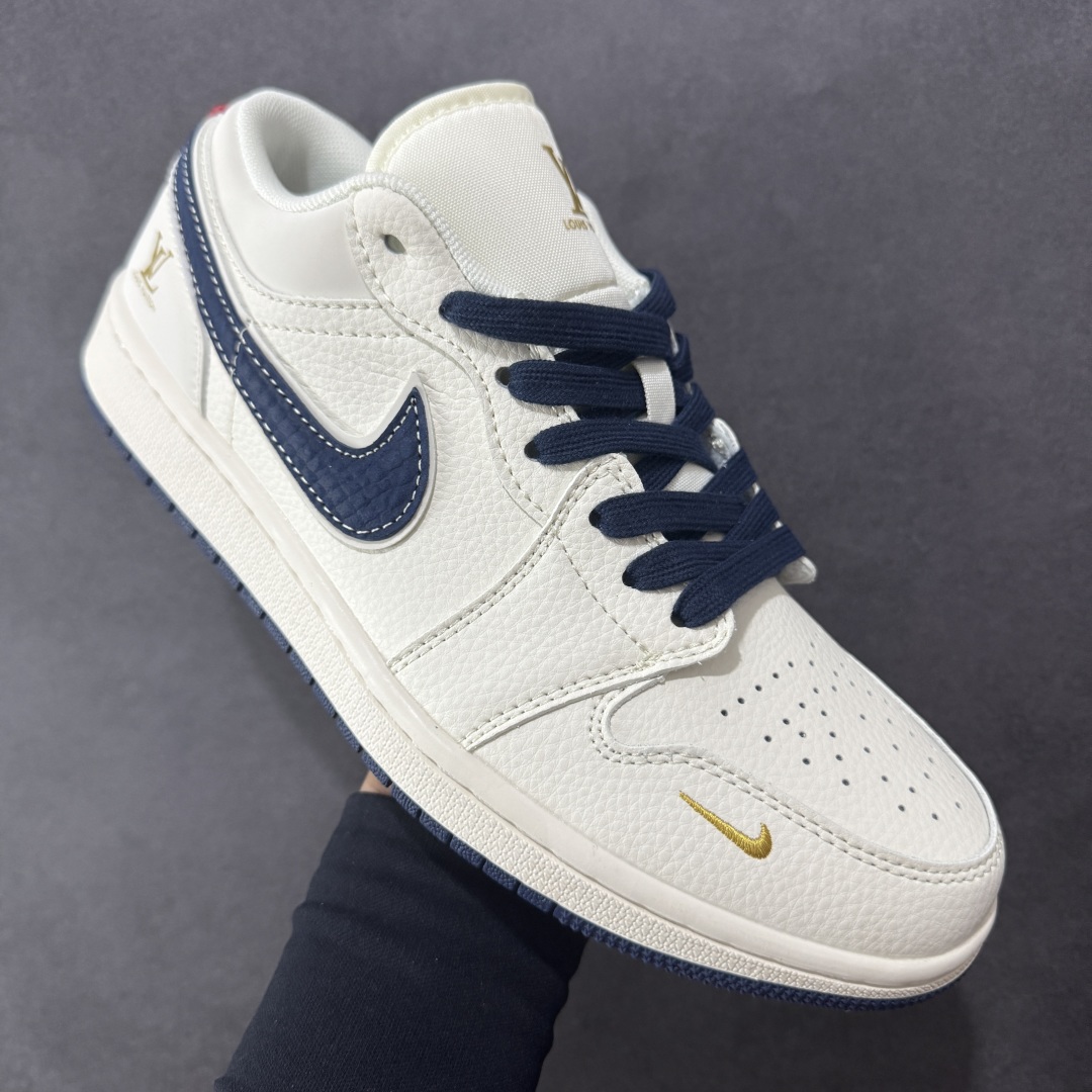 图片[3]-【定制版】Air Jordan 1 Low AJ1 乔1 LV联名 蓝鳞勾 高端定制 低帮复古篮球鞋 XX3168-171  #定制鞋盒 大厂纯原品质出货 超高清洁度 皮料切割干净无任何毛边 细节完美  尺码：36 36.5 37.5 38 38.5 39 40 40.5 41 42 42.5 43 44 44.5 45-选品中心