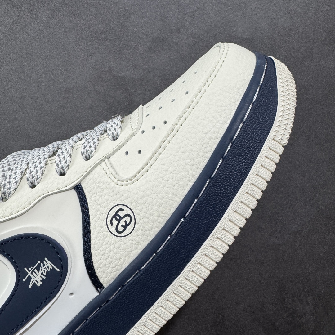 图片[5]-【定制版】Nike Air Force 1\’07 Low 斯图西联名 双拼米蓝 空军一号低帮休闲板鞋 QW5836-009  #原楦头原纸板 原装鞋盒 定制五金配件 内置全掌气垫 原厂鞋底   尺码：36 36.5 37.5 38 38.5 39 40 40.5 41 42 42.5 43 44 44.5 45-选品中心