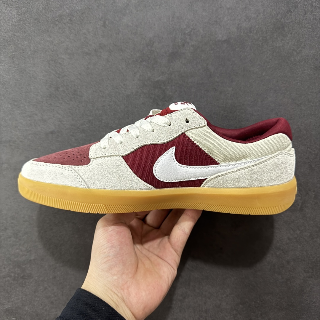 图片[2]-【纯原版】NK SB Force 58 Prml 空军58系列低帮休闲运动滑板板鞋 DV5477-601 市面最高版出货 区别市场通货便宜版本 质感细节 中底鞋垫都不一样 欢迎对比 鞋面由帆布和麂皮拼接 层次感丰富 搭配硫化外底 耐磨耐穿 鞋舌及中底后跟处饰有SB Logo 表明鞋款身份 采用包边设计 经久耐穿 硫化结构则有效提升灵活性 穿上这款全新推出的创意力作 助你耀动街头 尺码：36 36.5 37.5 38 38.5 39 40 40.5 41 42 42.5 43 44 45-选品中心