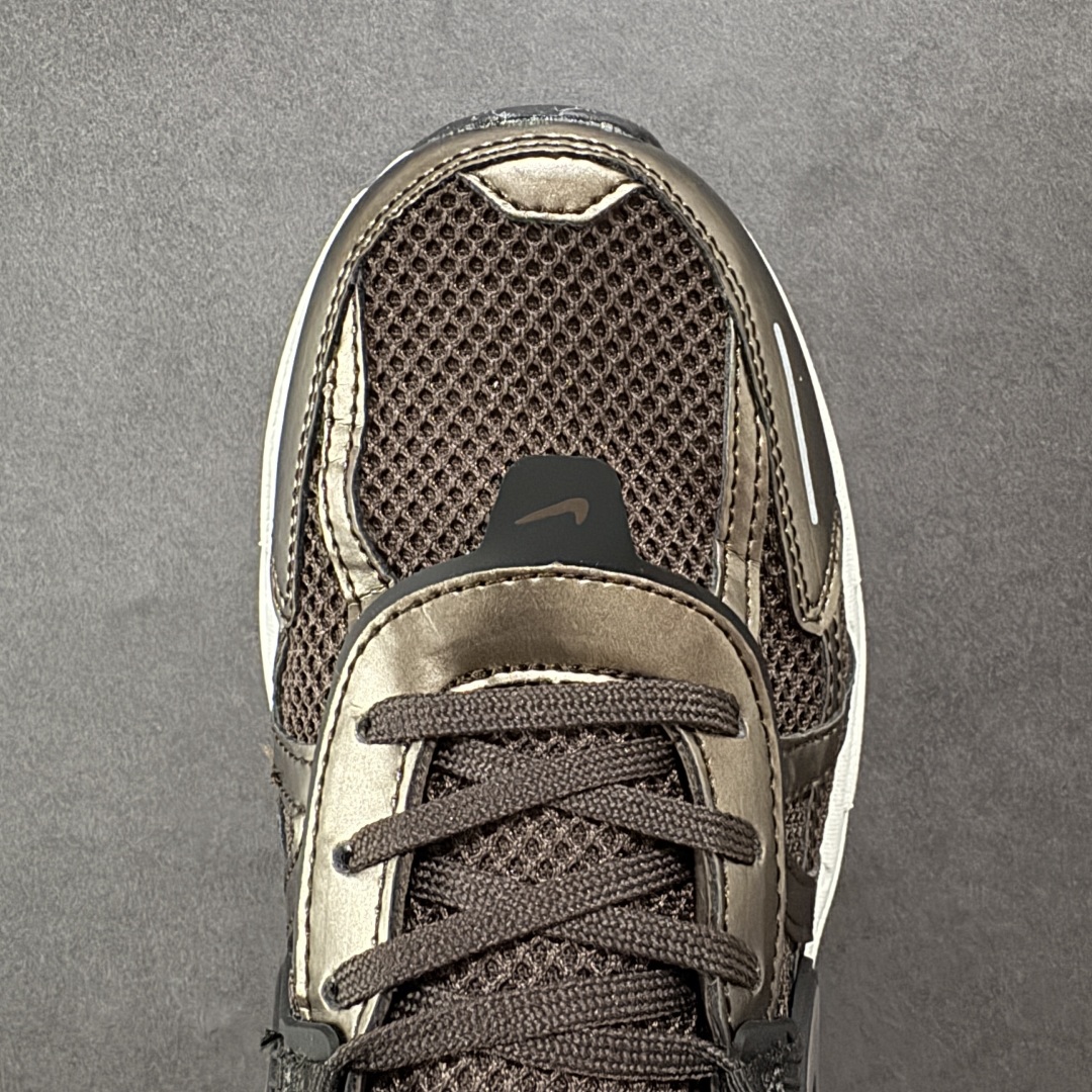 图片[8]-【公司级】NK V2k Runtekk 复古老爹鞋跑步鞋 HJ4497-200 材质上使用大面积网眼 皮革 TPU 组成 支撑和透气性肯定不错 中底处由 Cushlon 泡绵打造 保证在压马路时可以提供优秀脚感 并通过一手做旧氧化效果突出复古感 中底造型很容易让大家联想到巴黎世家3XL 增高效果同样不能忽视 尺码：36-45含半码-选品中心