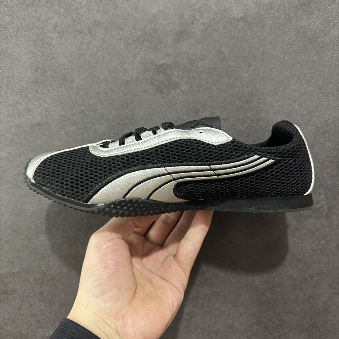 图片[2]-【公司级】彪马Puma H-Street 低帮专业越野德训鞋 PUMA H-STREET的设计巧妙融合了经典与创新 透气网面鞋身是对复古运动美学的致敬 它不仅延续了PUMA一贯的运动基因 更保证了穿着时的舒适度与透气性 让双脚在夏日也能自由“呼吸” 经典的鞋型设计 带着岁月沉淀的韵味 货号： 403692 02 尺码： 36 36.5 37 38 38.5 39 40 40.5 41 42 42.5 43 44 45-选品中心