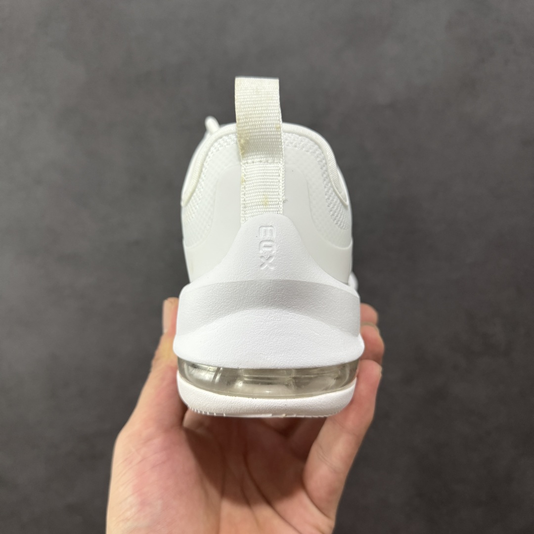 图片[4]-【PE版本】NK Air Max Axis 半掌气垫跑鞋 AA2168-100 舒适脚感 上脚百搭 精心设计 3D刺绣耐克钩 原鞋1：1开发制作 最新高端头层皮面+网面复合完美体现匠工造诣 半盏真气垫实力组合大底 尺码：36 36.5 37.5 38 38.5 39 40 40.5 41 42 42.5 43 44-选品中心