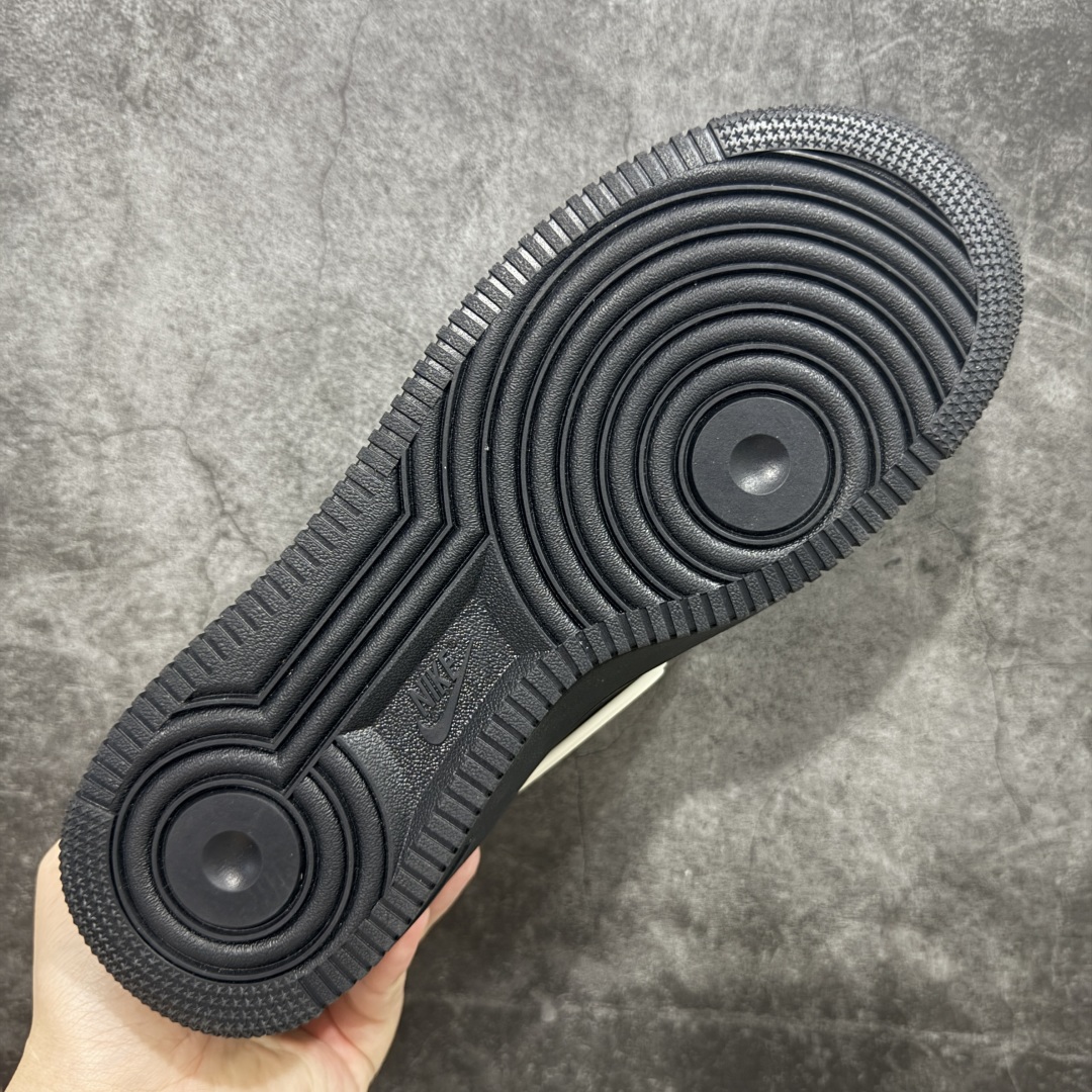 图片[9]-【OWF外贸版】Ambush x AF1 Air Force 1 Low 空军一号低帮运动板鞋 联名大钩黑白 DV3464-001 独家正确版 完美出品 高端外贸 零售客户首选 AMBUSH X AF1 Low 联名款 第一色已入库 后续配色陆续出 顶流 原鞋开版 耗时3个月匠心打造 原厂进口纳帕皮料 人工甩皮 全新正确RB原大底 上手上脚复刻正品质感 尺码： 36-47.5-选品中心