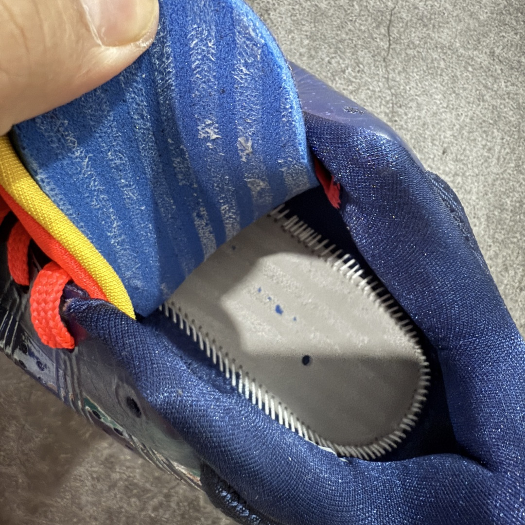 图片[11]-【Star版本】Caitlin Clark x Nike Kobe 5 Protro “Indiana Fever” 科比5代克拉克森联名蓝色 IM3207-400 完美复刻公司货 前掌超大Zoom Turbo气垫 后掌EVA缓震 真正的原汁原味 还原ZP脚感 全身鞋材卡料色独家定制 唯一正确喷漆工艺Swoosh 正确凹凸蛇鳞工艺 正确鞋面渐变效果 内全置真动飞态线 独立原厂模具 最大尺码达到48.5码 首批不拼图大几率过验 亲测已过 支持各种高强度实战 无需担心 上脚价 补货周期极长 脚宽建议买大半码 科比系列前掌偏窄 不影响二次销售 支持七天无理由退换 尺码：40 40.5 41 42 42.5 43 44 44.5 45 45.5 46 47.5 48.5-选品中心