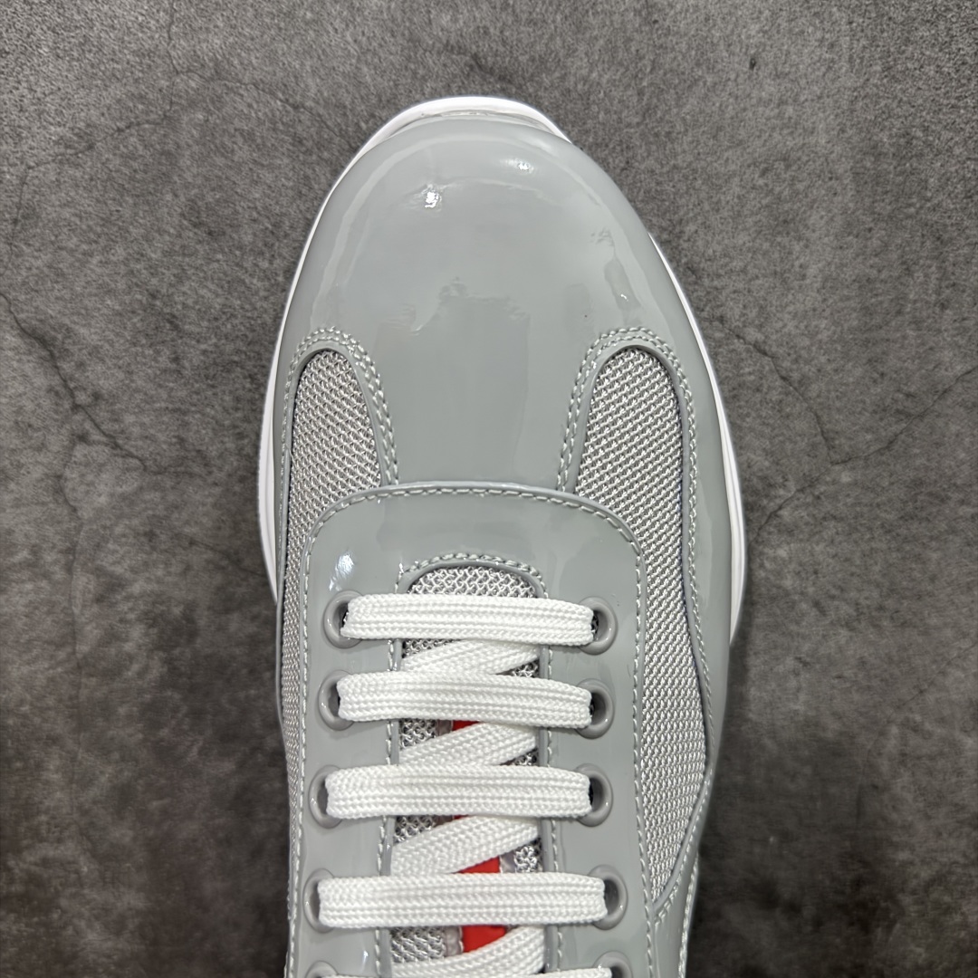 图片[5]-【广东纯原版本】PRADA普拉达 America\’s Cup 休闲运动鞋 男款 黑白 高端原单品质 全码出货 鞋面：漆面小牛皮·高丝光帆布布匹·鞋舌车缝品牌logo -内里：品牌帆布，垫脚; 水染牛皮 -大底：TPR.橡胶：双色成型大底 -超高品控·做工精细：凸显(高端·贵气·档次) -尺码：38-46-选品中心