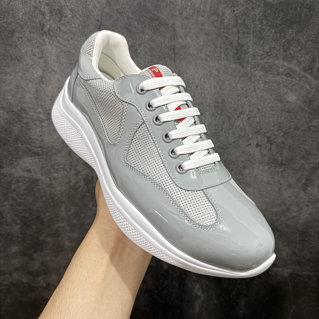 图片[3]-【广东纯原版本】PRADA普拉达 America\’s Cup 休闲运动鞋 男款 黑白 高端原单品质 全码出货 鞋面：漆面小牛皮·高丝光帆布布匹·鞋舌车缝品牌logo -内里：品牌帆布，垫脚; 水染牛皮 -大底：TPR.橡胶：双色成型大底 -超高品控·做工精细：凸显(高端·贵气·档次) -尺码：38-46-选品中心