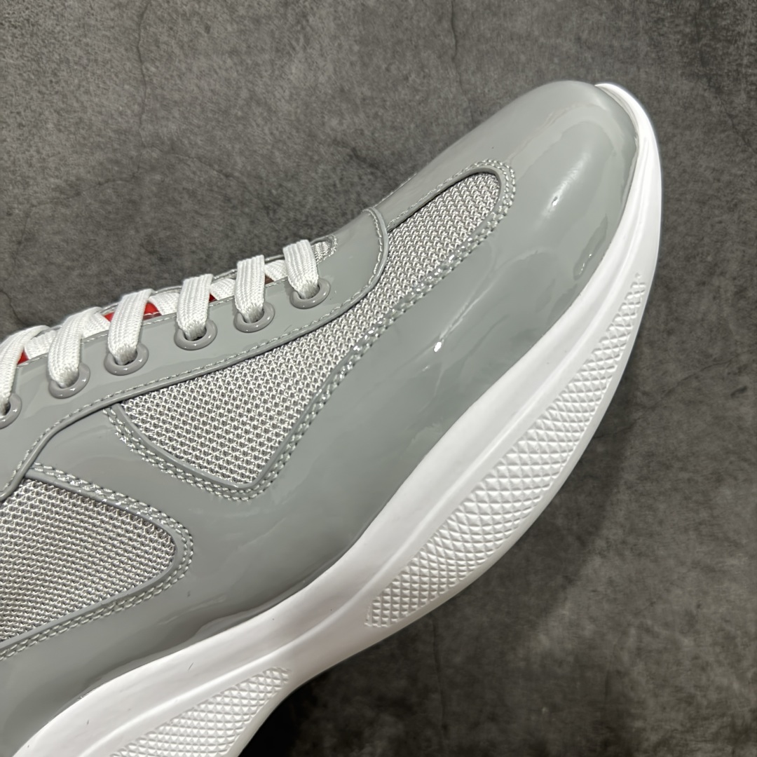 图片[6]-【广东纯原版本】PRADA普拉达 America\’s Cup 休闲运动鞋 男款 黑白 高端原单品质 全码出货 鞋面：漆面小牛皮·高丝光帆布布匹·鞋舌车缝品牌logo -内里：品牌帆布，垫脚; 水染牛皮 -大底：TPR.橡胶：双色成型大底 -超高品控·做工精细：凸显(高端·贵气·档次) -尺码：38-46-选品中心