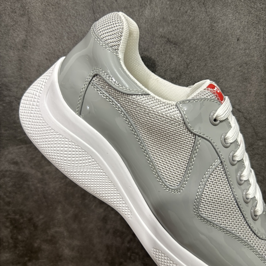 图片[7]-【广东纯原版本】PRADA普拉达 America\’s Cup 休闲运动鞋 男款 黑白 高端原单品质 全码出货 鞋面：漆面小牛皮·高丝光帆布布匹·鞋舌车缝品牌logo -内里：品牌帆布，垫脚; 水染牛皮 -大底：TPR.橡胶：双色成型大底 -超高品控·做工精细：凸显(高端·贵气·档次) -尺码：38-46-选品中心