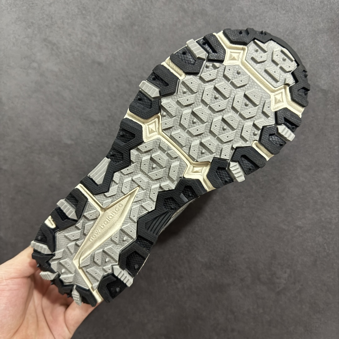 图片[9]-【K8版本】新百伦New Balance NB410 v5 美产血统经典复古休闲运动百搭老爹跑步鞋 采用优质纤维革+透气网眼布材质材质 独立双层组合缓震防滑私模大底 中底采用Footbed科技 正确版 区别市面通货 性价比极高💪🏻 尺码：36-45 货号：MT410KR5-选品中心