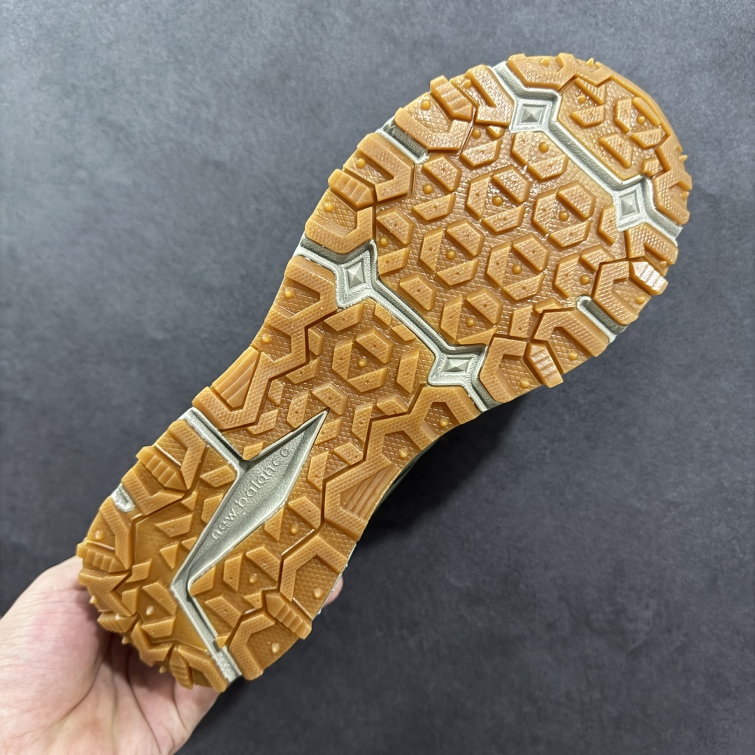 图片[9]-【K8版本】新百伦New Balance NB410 v5 美产血统经典复古休闲运动百搭老爹跑步鞋 采用优质纤维革+透气网眼布材质材质 独立双层组合缓震防滑私模大底 中底采用Footbed科技 正确版 区别市面通货 性价比极高💪🏻 尺码：36-45 货号：MT410KN5-选品中心