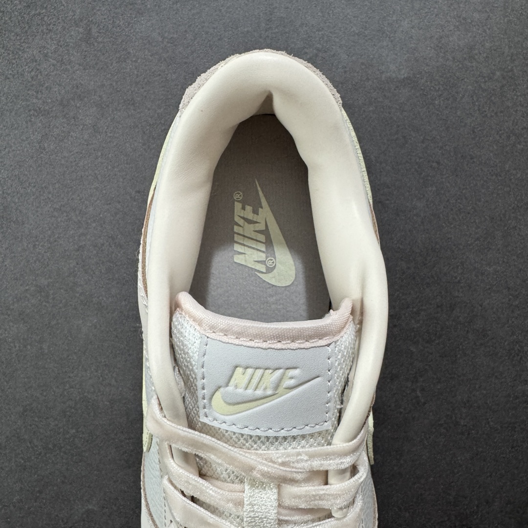 图片[7]-【YC纯原】NK Dunk Low 柔粉 FB7910-601 实力大厂出品 新配色陆续开发 全套原纸板楦头开发 确保原汁原味 完美呈现DUNK版型 一比一鞋头弧度高度鞋身弧度 此版本只针对中端市场 皮料材质有所更替 其他数据细节工艺流程均保持一致 绝不口嗨 细节品控鞋型随意对比 独家私模官方第六代原厂航空铝磨具打磨大底 鞋头坡度极致还原 无解鞋型 原盒原配 圈内天花板工艺 原厂玻璃冲刀 超高清洁度 全鞋零毛边皮料切割 原厂中底布点胶 中底布拉帮走线遵循公司 尺码：35.5 36 36.5 37.5 38 38.5 39 40-选品中心