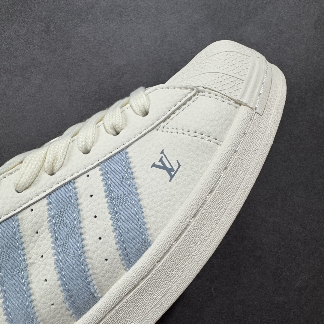 图片[5]-【定制版】AD Originals Superstar x Louis Vuitton 白蓝 采用全新头层拼接皮革材质 后跟采用特色3D立体印字 渠道正品订单 诠释市场最高工艺水平 全鞋进口头层皮料打造 区别市面普通真标版本，进出专柜无压力 货号：SD6821 尺码：36-45-选品中心