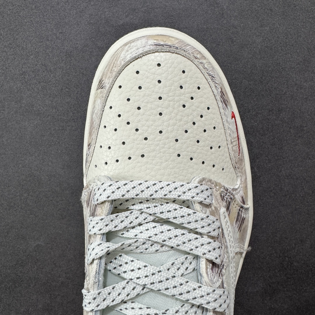 图片[8]-【定制版】Gucci x Air Jordan 1 Low 定制配色 古驰联名 乔1 AJ1经典倒钩低帮休闲百搭板鞋 XB1979-005  公司级版本 定制鞋盒 大厂流水作业生产 超高清洁度 皮料切割干净无任何毛边 细节完美   尺码：36 36.5 37.5 38 38.5 39 40 40.5 41 42 42.5 43 44 44.5 45-选品中心