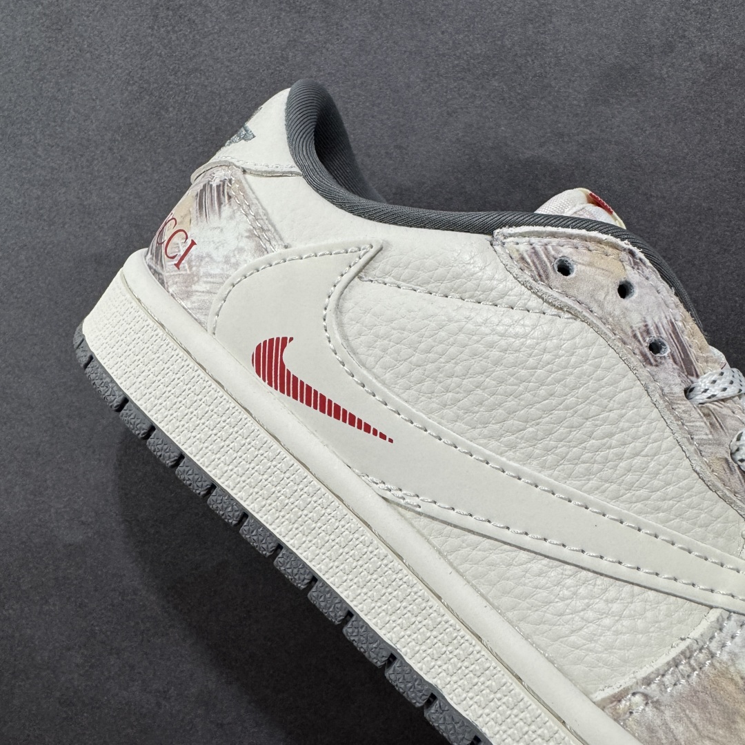 图片[6]-【定制版】Gucci x Air Jordan 1 Low 定制配色 古驰联名 乔1 AJ1经典倒钩低帮休闲百搭板鞋 XB1979-005  公司级版本 定制鞋盒 大厂流水作业生产 超高清洁度 皮料切割干净无任何毛边 细节完美   尺码：36 36.5 37.5 38 38.5 39 40 40.5 41 42 42.5 43 44 44.5 45-选品中心