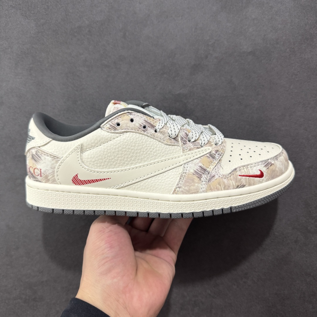 【定制版】Gucci x Air Jordan 1 Low 定制配色 古驰联名 乔1 AJ1经典倒钩低帮休闲百搭板鞋 XB1979-005  公司级版本 定制鞋盒 大厂流水作业生产 超高清洁度 皮料切割干净无任何毛边 细节完美   尺码:36 36.5 37.5 38 38.5 39 40 40.5 41 42 42.5 43 44 44.5 45-选品中心