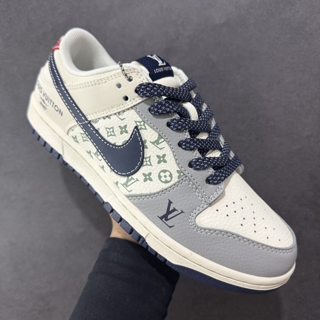 图片[3]-【定制版】Nike SB Dunk Low LV联名 深蓝底印花 周年高端定制 低帮休闲板鞋 XX3168-161  定制鞋盒 大厂纯原品质出货 超高清洁度 皮料切割干净无任何毛边 细节完美   尺码：36 36.5 37.5 38 38.5 39 40 40.5 41 42 42.5 43 44 44.5 45-选品中心