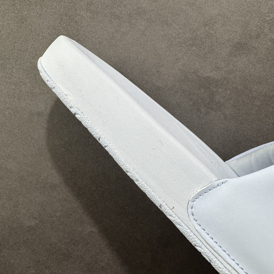 图片[6]-【公司级】Lululemon Rsetfeel Slide 露露乐檬拖鞋实拍上架 立体针织弹力鞋面轻量透气，中底采用Lululemon特别研发的加厚泡棉材料，利用专门的分层解构和泡棉技术实现了缓震和支撑性的平衡。采用TPU后跟支撑，减震设计，缓冲接地力，舒适回弹。 小红书爆款 一鞋难求👊🏻 尺码：36-45-选品中心