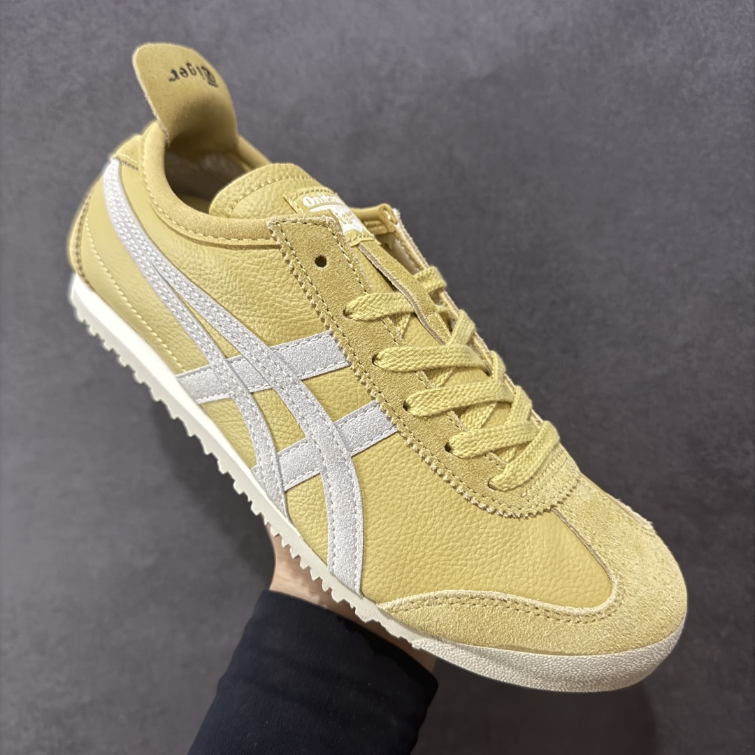 图片[3]-【公司级】Asics Onitsuka Tiger MEXICO 66 亚瑟士鬼冢虎复古经典板鞋 头层材料 质感柔软度满分 长期生产补货永不断码 超成熟稳定的做工品控 原装全套纸板楦头开发 原汁原味 完美呈现版型 私模正确鞋底咬花纹路 一比一鞋头弧度高度鞋身弧度 绝不口嗨 细节品控鞋型随意秒杀市面 原档咬花纹路私模大底 一个单元有六个三角形 总体形拼接呈现花瓣状 官方四联吊牌 原装Ortholite轻量化鞋垫 原盒原配 质保卡 说明书 钢印防尘纸 纸板中底带钢印 乳胶组合鞋垫 支持全方位的对比专柜 产品从款式颜色造型上体现出追求舒适和细节的完美 鞋类更是推崇手工制作的严谨与完美 融舒适性与可穿性的设计风格 注重细节的完美和别致魅力 既保持稳重 又不失轻松的时尚感 尺码：36 37 37.5 38 39 39.5 40 40.5 41.5 42 42.5 43.5 44 45-选品中心