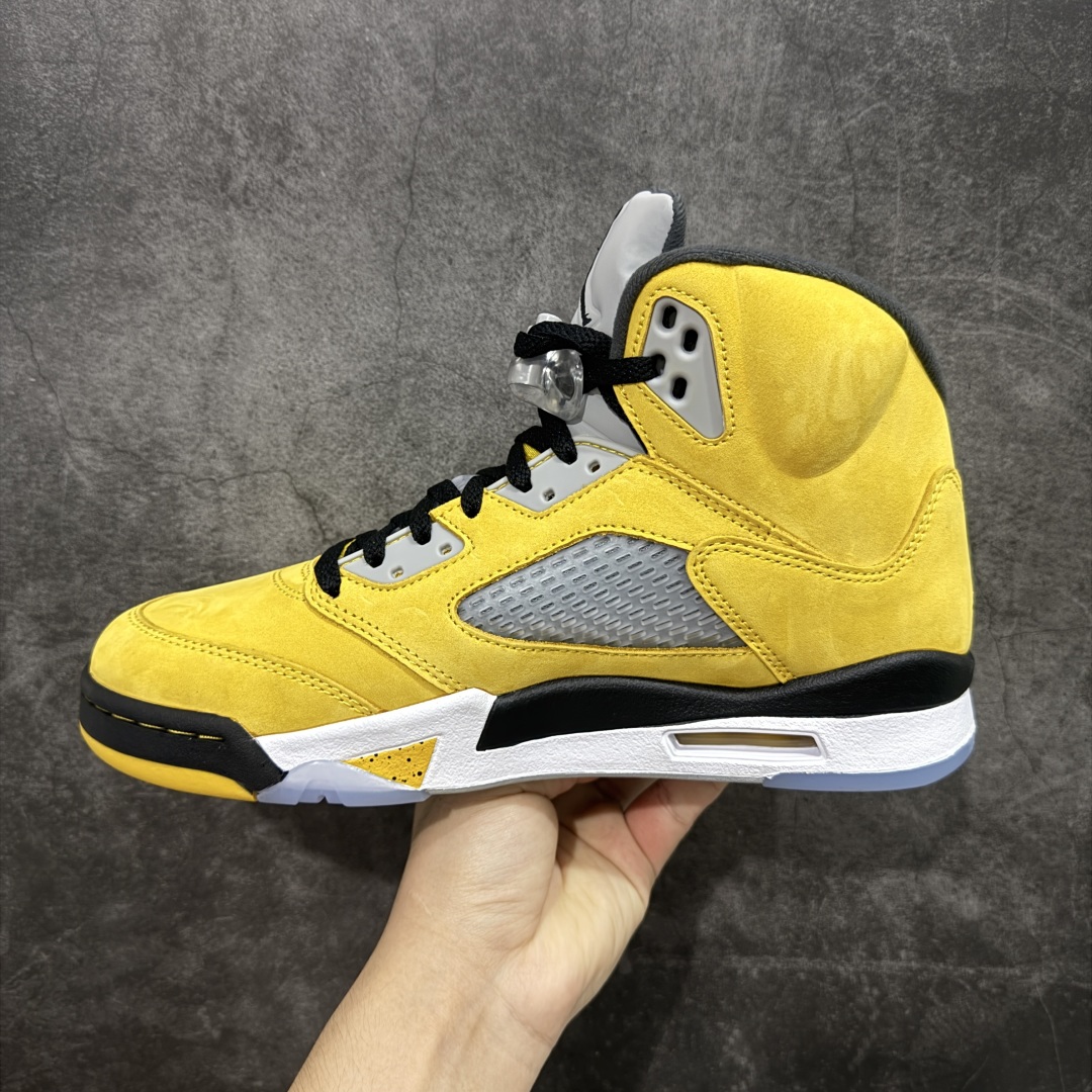 图片[2]-【PK纯原】Air Jordan 5 Retro SP\”Tokyo 23\”乔丹AJ5代中帮复古休闲文化篮球鞋“东京黄”IO3372-700 国内一线大厂出品 匠心打造 原厂皮料原厂数据 全新纸板 模具打造 外贸 平台高端零售专供品质 品质毋庸置疑 一眼正品既视感 细节均已解码 尺码：40 40.5 41 42 42.5 43 44 44.5 45 46 47.5-选品中心