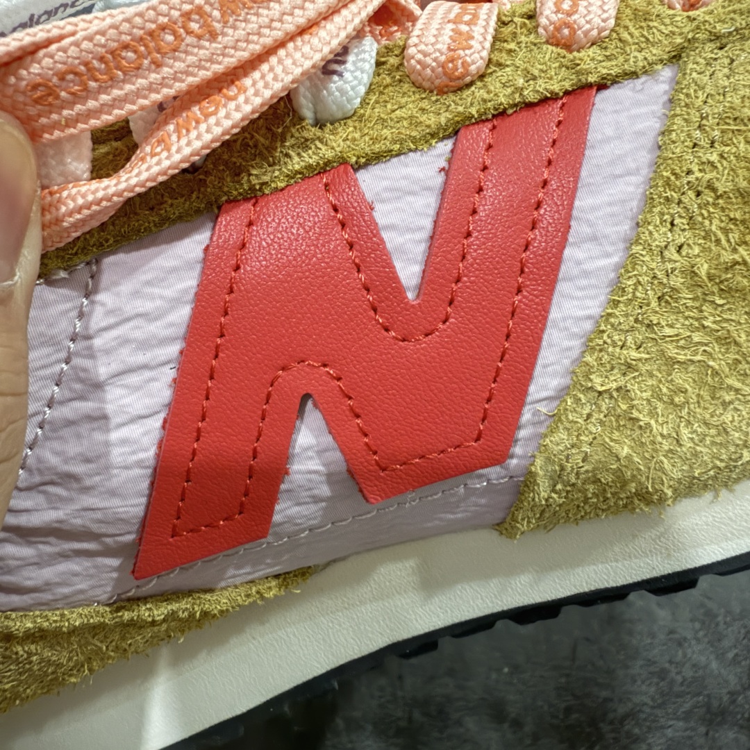 图片[3]-【纯原M版】New Balance U471AC NB新百伦织物牛剖层革春夏薄底鞋防滑耐磨平衡轻便低帮生活休闲鞋 原档数据独立私模大底 唯一正确三层组合大底 特高弹切片加持 百分百还原原鞋脚感 NB市场最强产物 防伪原标全套原楦原纸板原厂数据开发 全鞋电脑针车加持 原厂网布 原装进口头层翻毛皮料正确绒感卡色 正确中底拉帮中底网布细节 匠心打造 耗时两个月开发完成 工艺极其复杂难度可想而知 高端零售专供产物 尺码：36 – 47.5-选品中心