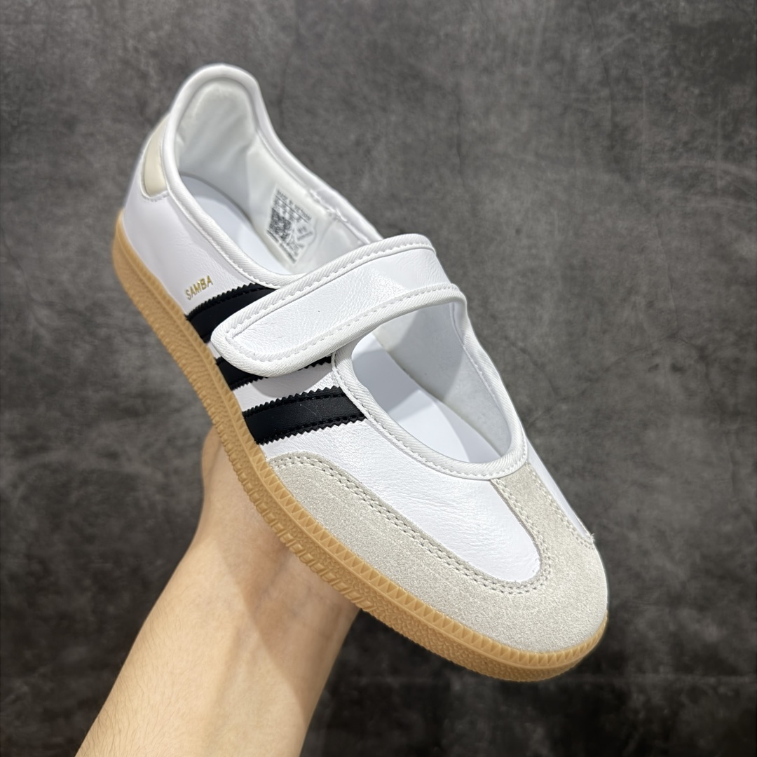 图片[3]-【RS纯原头层】Adidas Samba Janes 玛丽珍板鞋懒人一脚蹬 Adidas Samba Janes采用皮革材质，Adidas Samba Janes的设计融合了经典与现代元素。它采用了玛丽珍鞋的特色设计，如鞋面上的扣带和环扣装饰，同时保留了Samba鞋的经典三道杠设计和橡胶大底。这款鞋的鞋型修长，中足偏窄，整体贴合感强，适合标准脚型和宽脚型的人群 货号：JR1402 尺码：36-41-选品中心