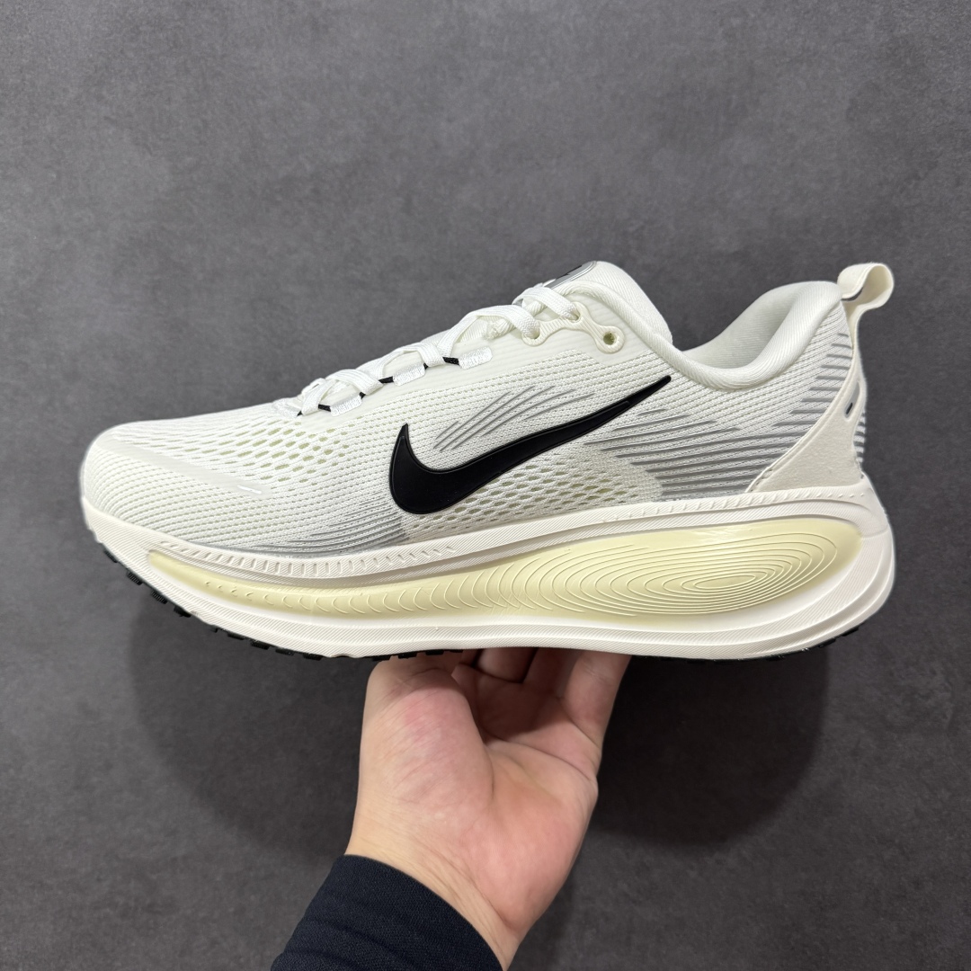  
【LW版本】Nike VOMERO 18X 轻盈跑鞋
舒适百搭防滑耐磨 低帮 休闲跑步鞋男女同款
货