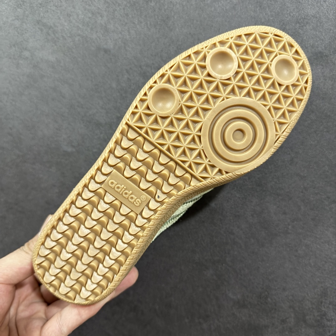 图片[9]-【HZ纯原】Addis Original Samba OG 复古单品 编织系列 复古桑巴板鞋 这款桑巴鞋展示了高质量的工艺 带有装饰的超锁缝制和无缝的手感 柔软、柔软的皮革造型和标志性的3条纹完成了精致的外观 正规合身鞋带 鞋面上有绒面鞋垫 橡胶鞋底 享受正畸套筒软感 自50年代首次亮相以来就一直在赢得粉丝的青睐 货号：KK3529 尺码：35.5 36 36.5 37 38 38.5 39 40 40.5 41 42 42.5 43 44 45-选品中心