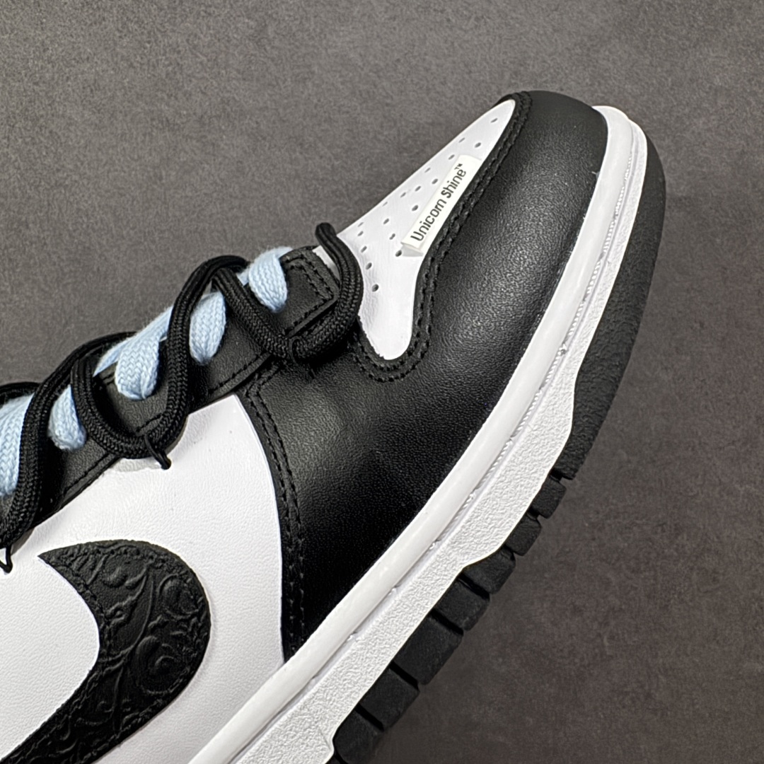 图片[5]-【YC纯原】NK Dunk Low 赢鱼 山海经 黑白蓝 DD1503-101 实力大厂出品 新配色陆续开发 全套原纸板楦头开发 确保原汁原味 完美呈现DUNK版型 一比一鞋头弧度高度鞋身弧度 此版本只针对中端市场 皮料材质有所更替 其他数据细节工艺流程均保持一致 绝不口嗨 细节品控鞋型随意对比 独家私模官方第六代原厂航空铝磨具打磨大底 鞋头坡度极致还原 无解鞋型 原盒原配 圈内天花板工艺 原厂玻璃冲刀 超高清洁度 全鞋零毛边皮料切割 原厂中底布点胶 中底布拉帮走线遵循公司 尺码： 40 40.5 41 42 42.5 43 44 44.5 45 46-选品中心