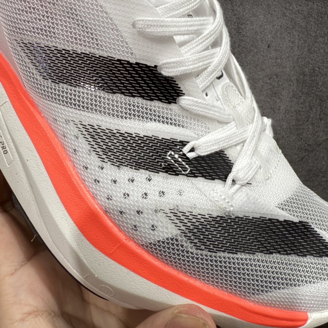 图片[3]-【HD真碳组合底】adidas Adizero Adios Pro 3 舒适百搭减震防滑耐磨 低帮 碳板 马拉松跑步鞋 波士顿3代夏季透气网眼竞速跑鞋 IE1053 延续爪型玻璃纤维推进系统 进化为全掌式的ENERGY RODS 2.0 从脚跟到脚趾的一体成形设计 强化整体推进力 提升速度表现 升级透气鞋面更具支撑性 利用ENGINEERED MESH技术进行不同密度织纹 强化支撑性 更使用50%以上的回收材料製成 减低塑料浪费 此外变薄的鞋舌为前掌提供更多空间 提供跑者更好的穿着感受 马牌轮胎大底耐磨性佳 大底全掌采用耐磨的Continental马牌轮胎大底 在各种环境下保有良好抓地力 尺码：36-45-选品中心