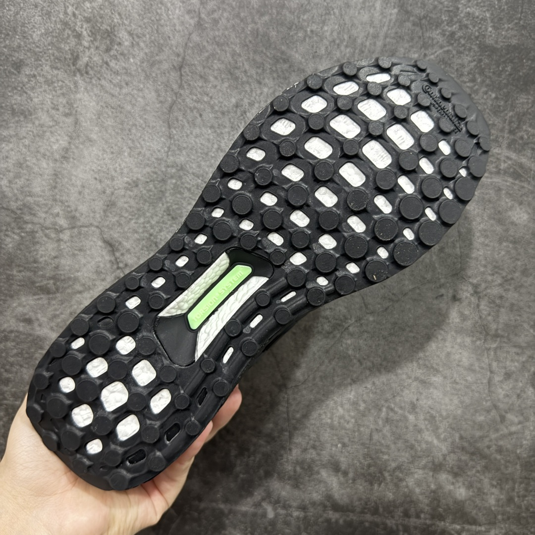 200 纯原版adidas Ultra boost 1.0 厚底 抗扭转 舒适潮流减震 中帮休闲训练长跑跑步鞋 HQ4201
