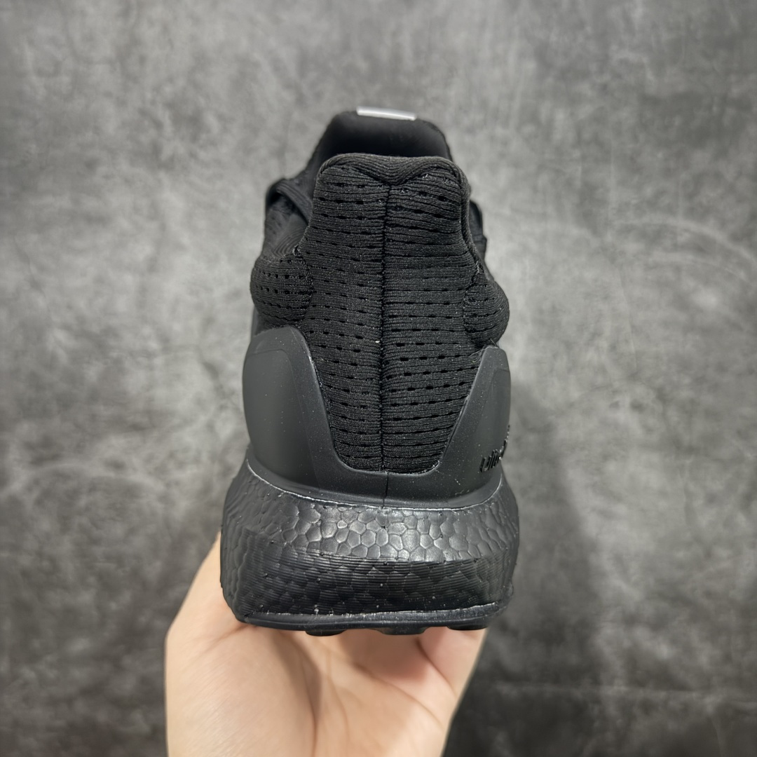 200 纯原版adidas Ultra boost 1.0 厚底 抗扭转 舒适潮流减震 中帮休闲训练长跑跑步鞋 HQ4201