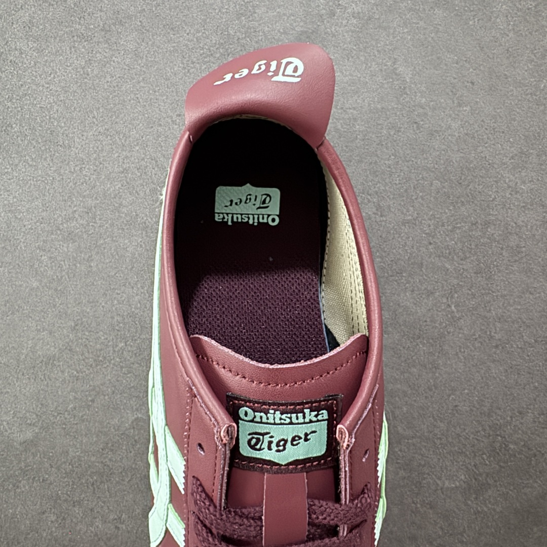 图片[7]-【公司级】Asics Onitsuka Tiger MEXICO 66 亚瑟士鬼冢虎复古经典板鞋 头层材料 质感柔软度满分 长期生产补货永不断码 超成熟稳定的做工品控 原装全套纸板楦头开发 原汁原味 完美呈现版型 私模正确鞋底咬花纹路 一比一鞋头弧度高度鞋身弧度 绝不口嗨 细节品控鞋型随意秒杀市面 原档咬花纹路私模大底 一个单元有六个三角形 总体形拼接呈现花瓣状 官方四联吊牌 原装Ortholite轻量化鞋垫 原盒原配 质保卡 说明书 钢印防尘纸 纸板中底带钢印 乳胶组合鞋垫 支持全方位的对比专柜 产品从款式颜色造型上体现出追求舒适和细节的完美 鞋类更是推崇手工制作的严谨与完美 融舒适性与可穿性的设计风格 注重细节的完美和别致魅力 既保持稳重 又不失轻松的时尚感 尺码：36 37 37.5 38 39 39.5 40 40.5 41.5 42 42.5 43.5 44 45-选品中心