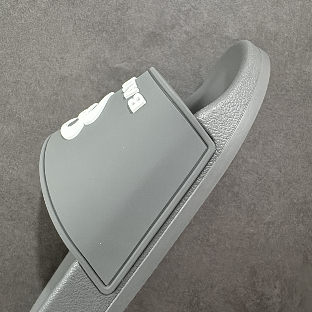 图片[5]-【外贸版】Balenciaga 巴黎世家拖鞋 2025最新版印花 潮流到没边 原鞋购入开发 官方正确版 原装级头层牛皮1：1裁剪 鞋面3D打印logo 凹凸感明显 原版一致细节 全码齐全 尺码：39 40 41 42 43 44 45 46-选品中心