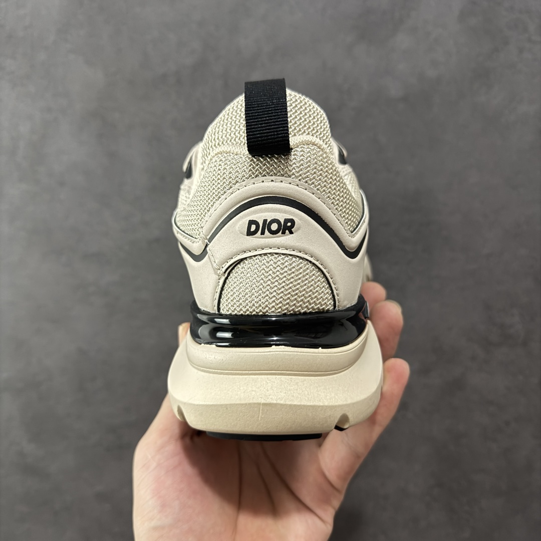 图片[4]-【公司级】Dior 迪奥 B44 Dior迪奥休闲时尚运动鞋系列 渠道原装订单 全套专柜包装物及配件 釆用超软舒适透气面料 同源出厂真丝绸防尘鞋套袋 原装雪梨形超软沙绒纸团 鞋底采用橡胶大底内外锁死工艺 最大限度弯折永不开胶，原鞋一致效果 尺码：39 40 40.5 41 42 42.5 43 44 45-选品中心