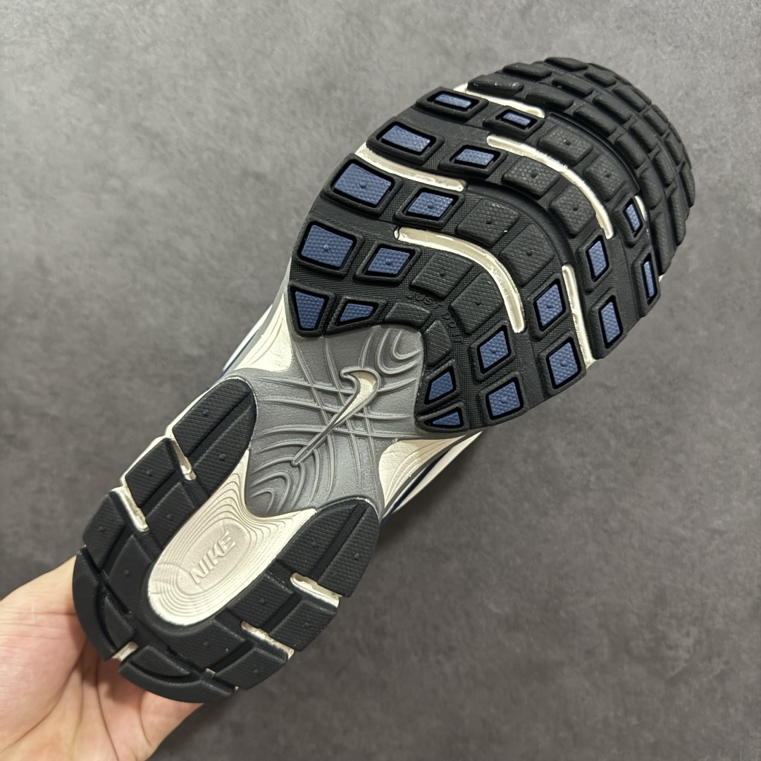 图片[9]-【公司级】NK V5 RNR 舒适百搭防滑耐磨低帮跑步鞋 HJ5228-539 舒适有型适合日常穿着 该鞋款延续千禧年经典设计搭载泡绵中底 厚实而轻盈匠心细节巧搭立体耐克勾标志焕新演绎复古跑鞋 鞋款从千禧年美学汲取灵感 混搭多种材质突显层次感立体感和传统跑步风范 尺码：36 36.5 37.5 38 38.5 39 40 40.5 41 42 42.5 43 44 44.5 45-选品中心