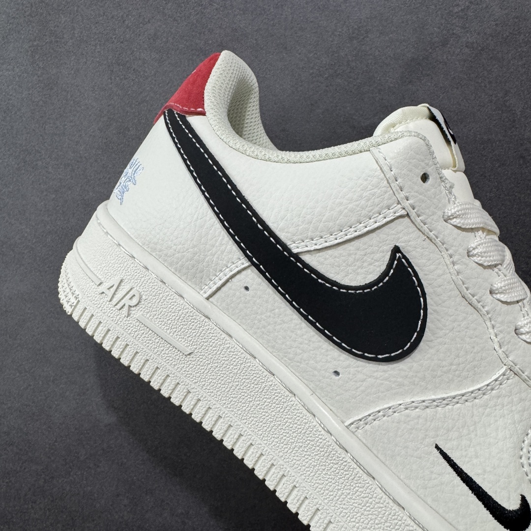 图片[6]-【定制版】海外限量发售！公司级NIke Air Force 1 \’07 Low “發”空军一号 低帮 运动鞋 休闲鞋 折边针车 工艺难度大 原楦头原纸板 原装鞋盒 定制五金配件 内置全掌气垫 原厂鞋底 货号：CS5288-025 尺码：36 36.5 37.5 38 38.5 39 40 40.5 41 42 42.5 43 44 44.5 45-选品中心