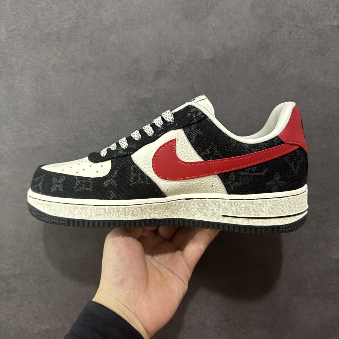 图片[2]-【定制版】海外限量发售！公司级NIke Air Force 1 \’07 Low LV联名-白红黑牛仔 空军一号低帮 运动鞋 休闲鞋 折边针车 工艺难度大 原楦头原纸板 原装鞋盒 定制五金配件 原厂鞋底 超高清洁度 细节完美 货号：ZD1988-002 尺码：36 36.5 37.5 38 38.5 39 40 40.5 41 42 42.5 43 44 44.5 45-选品中心