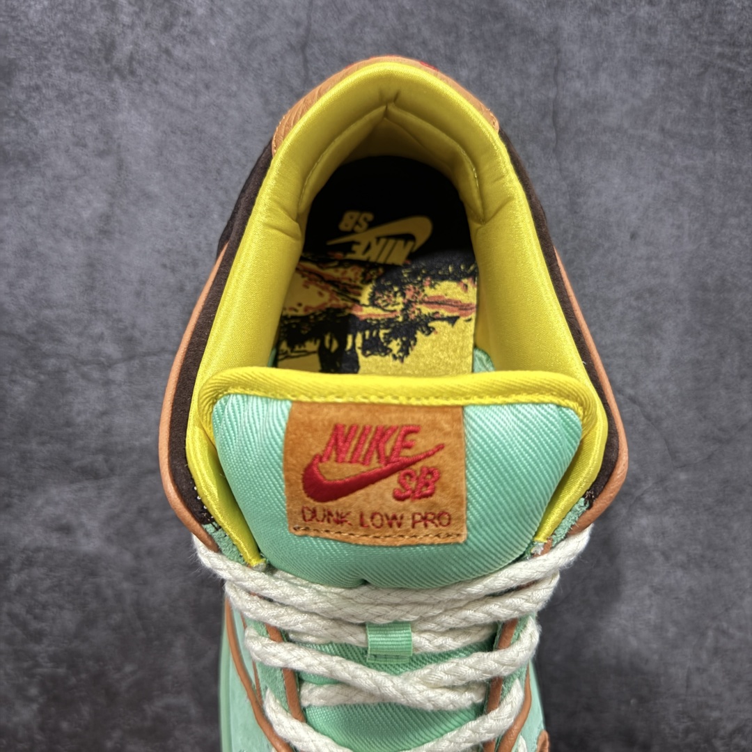 图片[8]-【Top纯原】Nike SB Dunk Low \”Tourmaline\” 黑人月 低帮休闲滑板鞋 HF3058-300  鞋面以充满活力的碧玺绿为主色调，辅以君主橙色的滚边、巴洛克棕色的点缀以及引人注目的红色外底，形成了鲜明的对比。鞋垫与随鞋附赠的黄色手帕，还原当年西部牛仔景象，并写着 “What\’s going to happen is going to happen”，还原阳光普照西部的风貌。  尺码：40 40.5 41 42 42.5 43 44 44.5 45 46 47.5-选品中心