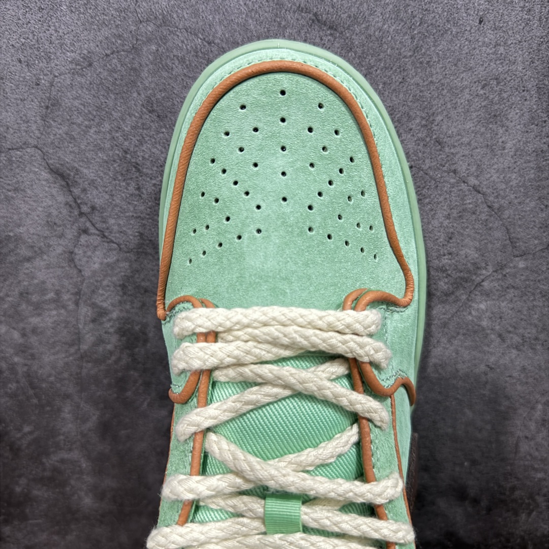 图片[5]-【Top纯原】Nike SB Dunk Low \”Tourmaline\” 黑人月 低帮休闲滑板鞋 HF3058-300  鞋面以充满活力的碧玺绿为主色调，辅以君主橙色的滚边、巴洛克棕色的点缀以及引人注目的红色外底，形成了鲜明的对比。鞋垫与随鞋附赠的黄色手帕，还原当年西部牛仔景象，并写着 “What\’s going to happen is going to happen”，还原阳光普照西部的风貌。  尺码：40 40.5 41 42 42.5 43 44 44.5 45 46 47.5-选品中心
