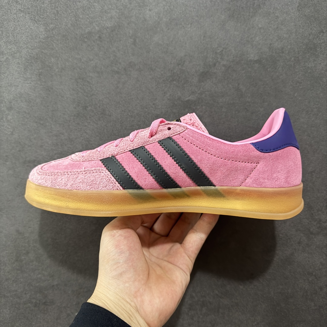 图片[2]-【PZ纯原跑量版】Adidas Originals Gazelle Indoor 防滑低帮T头德训鞋 GZ复古系列 IE7002 纯原福利 工厂超低利润跑量 认准独家/避免混货 市面绝无仅有 全新主推版过验级别/代购级 全部原开发最大还原正品细节 选用市面顶版开发加强/吊打正品版型 全正确翻毛皮/垫片/弓足市面所有炒作嘘头满配 PK市面百元内任意版本/套到什么程度自行对比 市场顶级版本完美还原zp细节，注意区别市场任何版本 尺码：35.5 36 36.5 37 38 38.5 39 40 40.5 41 42 42.5 43 44 44.5 45-选品中心