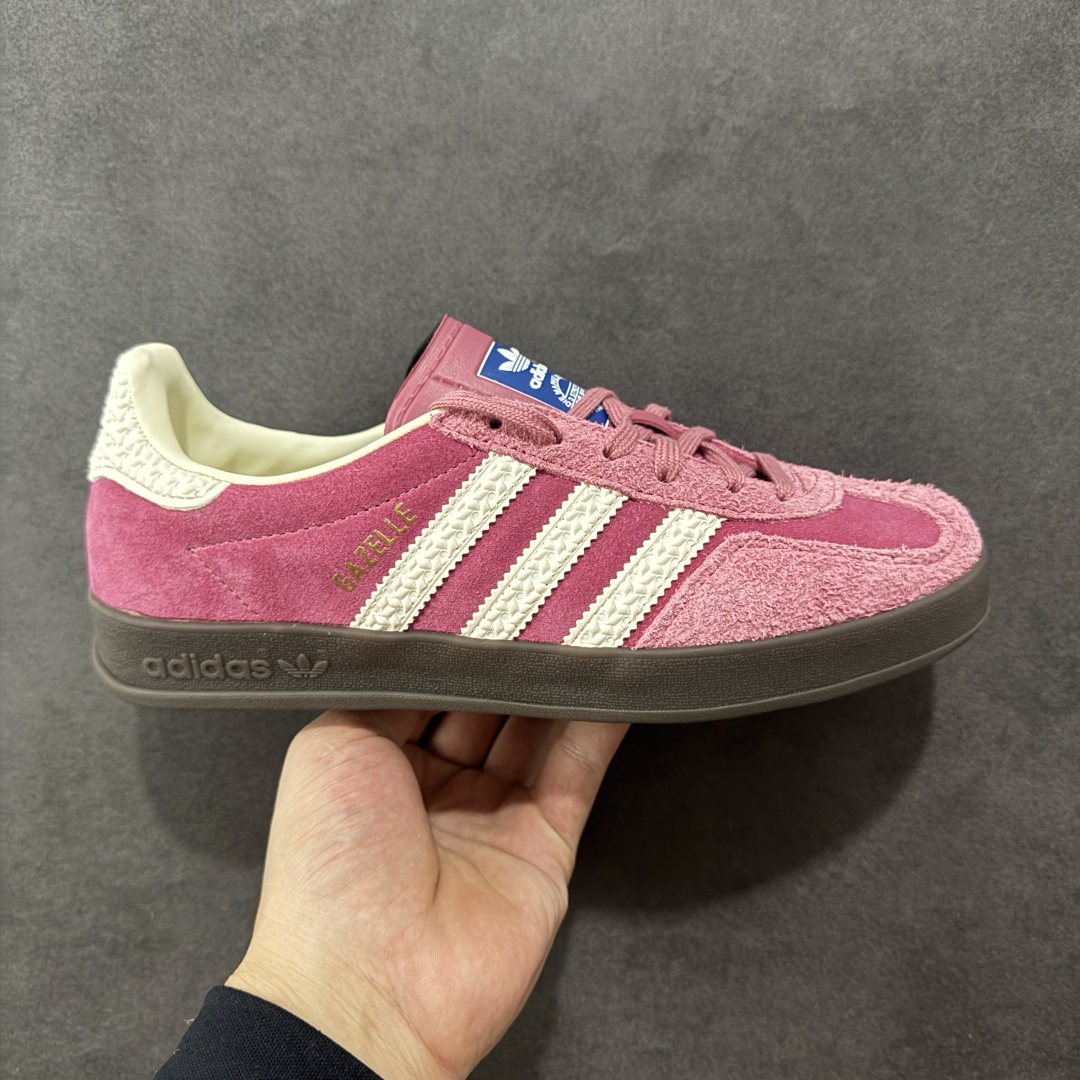 【PZ纯原跑量版】Adidas Originals Gazelle Indoor 防滑低帮T头德训鞋 GZ复古系列 IF1809 纯原福利 工厂超低利润跑量 认准独家/避免混货 市面绝无仅有 全新主推版过验级别/代购级 全部原开发最大还原正品细节 选用市面顶版开发加强/吊打正品版型 全正确翻毛皮/垫片/弓足市面所有炒作嘘头满配 PK市面百元内任意版本/套到什么程度自行对比 市场顶级版本完美还原zp细节，注意区别市场任何版本 尺码：35.5 36 36.5 37 38 38.5 39 40 40.5 41 42 42.5 43 44 44.5 45-选品中心