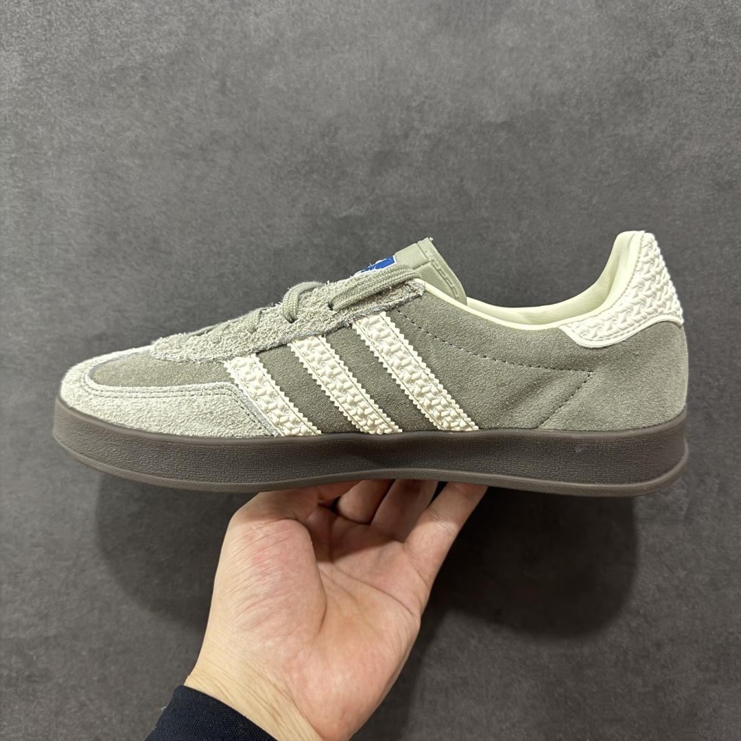 图片[2]-【PZ纯原跑量版】Adidas Originals Gazelle Indoor 防滑低帮T头德训鞋 GZ复古系列 IF1807 纯原福利 工厂超低利润跑量 认准独家/避免混货 市面绝无仅有 全新主推版过验级别/代购级 全部原开发最大还原正品细节 选用市面顶版开发加强/吊打正品版型 全正确翻毛皮/垫片/弓足市面所有炒作嘘头满配 PK市面百元内任意版本/套到什么程度自行对比 市场顶级版本完美还原zp细节，注意区别市场任何版本 尺码：35.5 36 36.5 37 38 38.5 39 40 40.5 41 42 42.5 43 44 44.5 45-选品中心