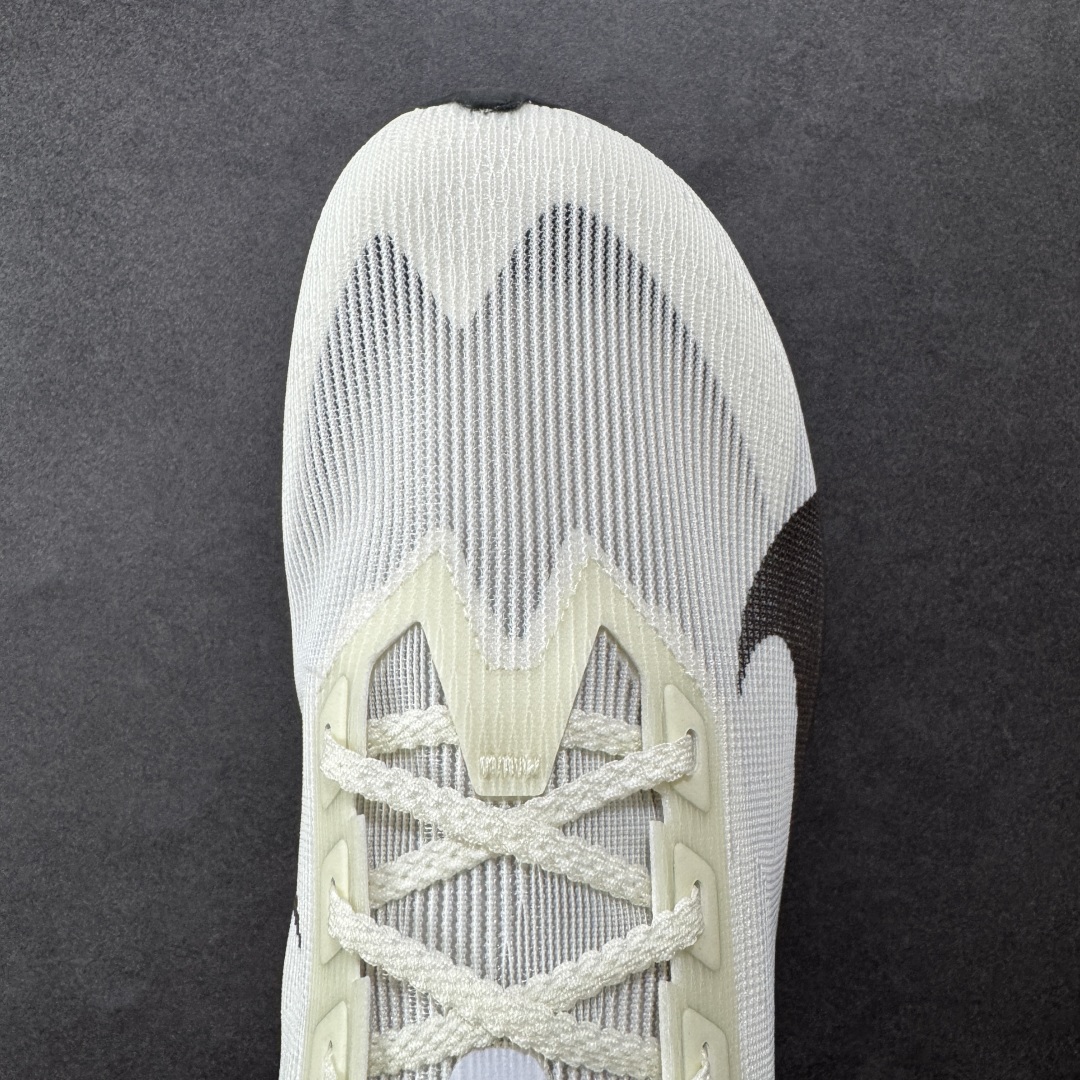 图片[8]-【公司级】Nk ZoomX Vaporfly NEXT% 4 马拉松系列公路竞速超轻缓震透气网纱运动跑步鞋 鞋款轻盈，同时保持出色性能表现 无论是日常畅跑还是马拉松，皆可轻松驾驭 货号：HV6107-100 尺码：36 36.5 37.5 38 38.5 39 40 40.5 41 42 42.5 43 44 44.5 45 46-选品中心