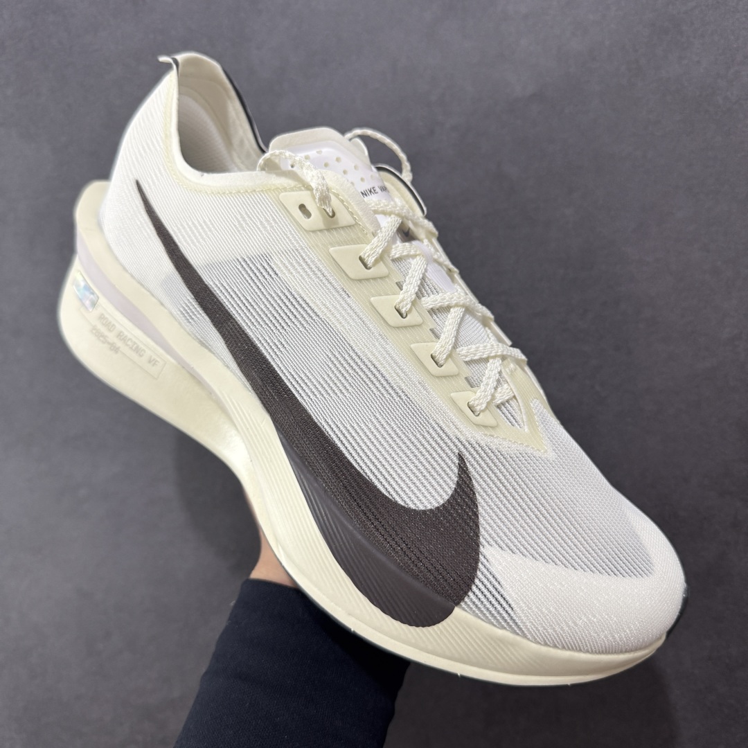 图片[3]-【公司级】Nk ZoomX Vaporfly NEXT% 4 马拉松系列公路竞速超轻缓震透气网纱运动跑步鞋 鞋款轻盈，同时保持出色性能表现 无论是日常畅跑还是马拉松，皆可轻松驾驭 货号：HV6107-100 尺码：36 36.5 37.5 38 38.5 39 40 40.5 41 42 42.5 43 44 44.5 45 46-选品中心