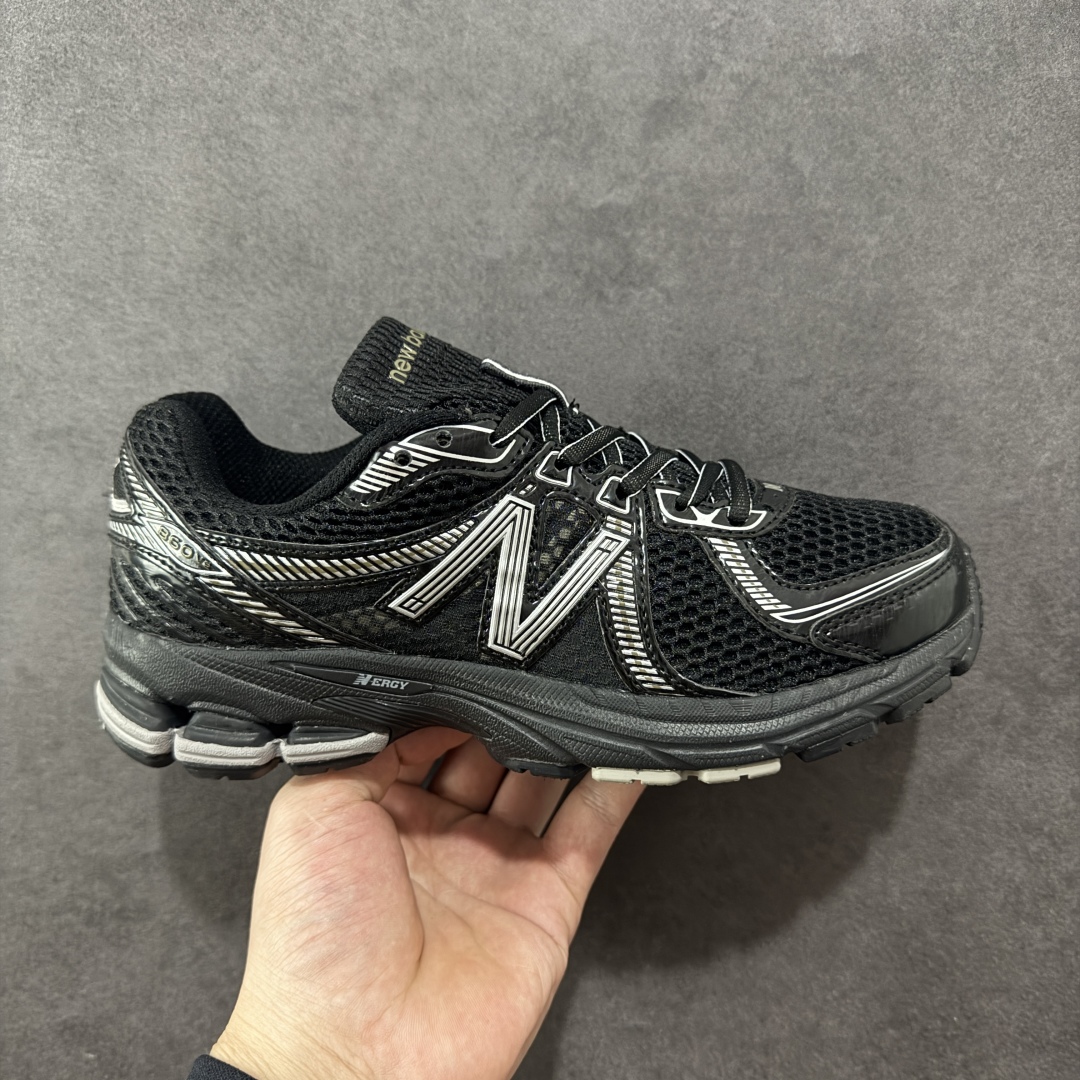 【K8版本】New Balance NB 860V2 防滑耐磨低帮跑步鞋 正确组合大底 非市场涂漆描边大底 区别任意版本 版型清洁度一流 做工无敌 正确网格中底 原材料打造 AiméLeon Dore的灵感来自闪亮的覆盖层 这是当时高性能跑鞋的常见设计细节AiméLeonDore的思想依赖金属金色和银色贴花来赋予鞋型独特的个性 货号: ML860XC 尺码: 36 37 37.5 38 38.5 39.5 40 40.5 41.5 42 42.5 43 44 44.5 45-选品中心