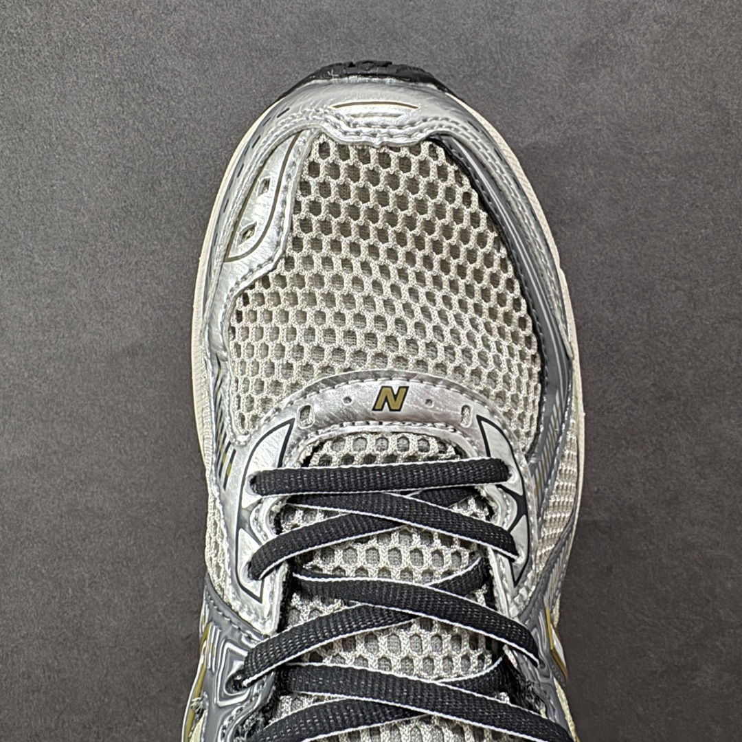 图片[8]-【K8版本】New Balance NB 860V2 防滑耐磨低帮跑步鞋 正确组合大底 非市场涂漆描边大底 区别任意版本 版型清洁度一流 做工无敌 正确网格中底 原材料打造 AiméLeon Dore的灵感来自闪亮的覆盖层 这是当时高性能跑鞋的常见设计细节AiméLeonDore的思想依赖金属金色和银色贴花来赋予鞋型独特的个性 货号： ML860KR2 尺码： 36 37 37.5 38 38.5 39.5 40 40.5 41.5 42 42.5 43 44 44.5 45-选品中心