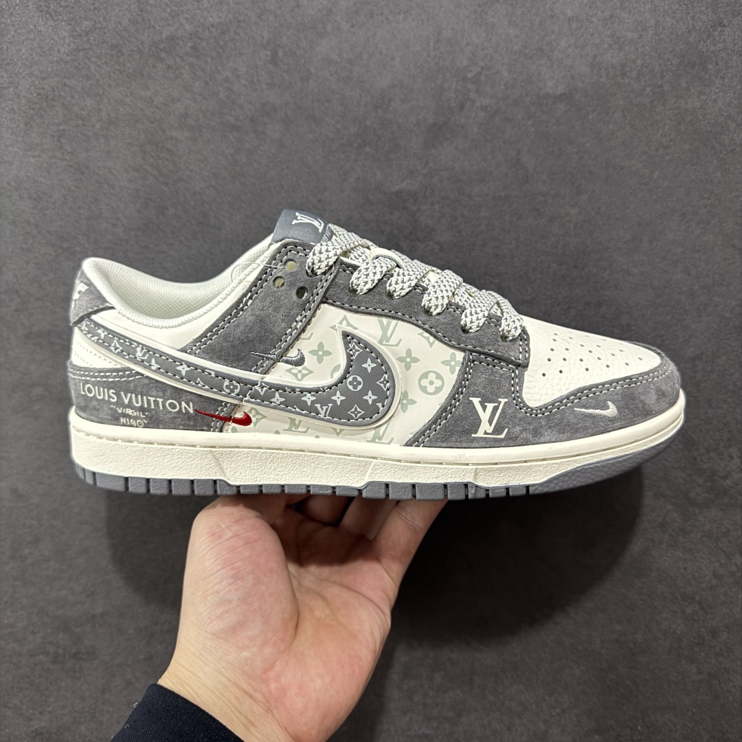 【定制版】Nike SB Dunk Low LV联名 三勾夜光灰底满天星 周年高端定制 低帮休闲板鞋 YX5066-361  #定制鞋盒 大厂纯原品质出货 超高清洁度 皮料切割干净无任何毛边 细节完美   尺码:36 36.5 37.5 38 36.5 39 40 40.5 41 42 42.5 43 44 44.5 45-选品中心
